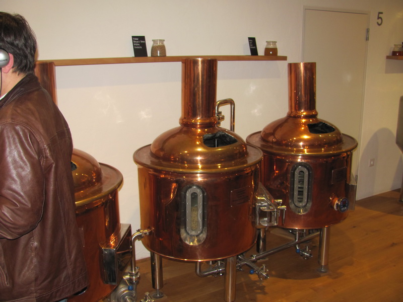 15_Exponáty v pivovarském muzeu, jenž nahrazovalo prohlídku pivovaru